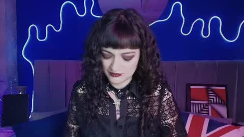 Jean online show from July 8, 7:40 pm