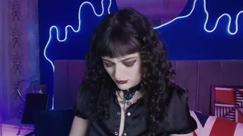 Jean online show from July 11, 7:49 pm