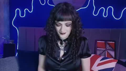 Jean online show from July 16, 7:31 pm