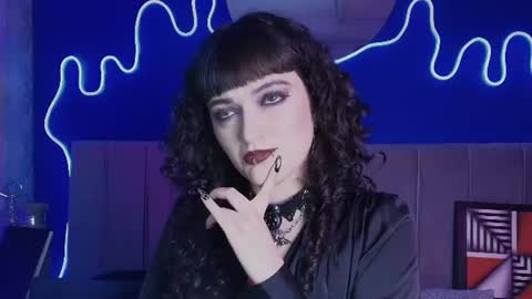 Jean online show from July 27, 7:43 pm