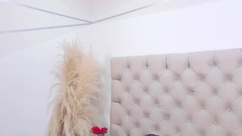 Jeanne Williams online show from April 21, 12:55 pm