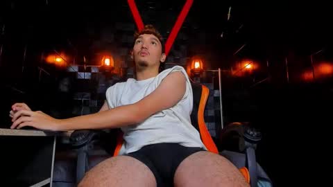 Juan Tompson online show from February 20, 10:32 pm