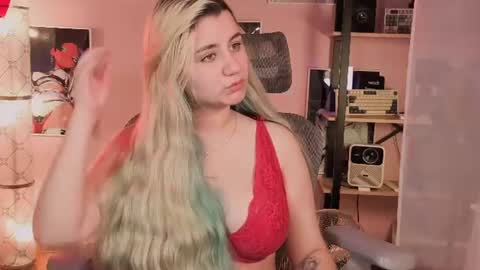 Snapshot of jeantony chatting on June 10, 12:37 pm Barbara online show from June 10, 12:37 pm
