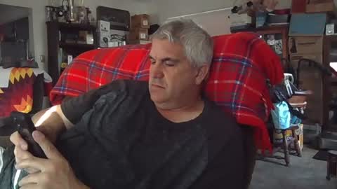 Snapshot of jecko71 chatting on March 1, 9:50 pm dadbody71 online show from March 1, 9:50 pm