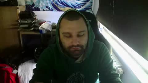 Snapshot of jeetzys chatting on March 22, 10:07 am you may know me lol online show from March 22, 10:07 am
