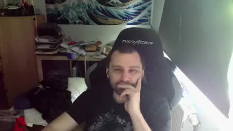 Snapshot of jeetzys chatting on April 17, 12:08 pm you may know me lol online show from April 17, 12:08 pm
