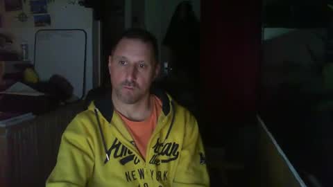 Snapshot of jef74700 chatting on February 13, 4:32 am Jrme online show from February 13, 4:32 am