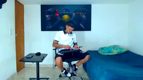 Snapshot of jeffer21_hot chatting on February 2, 8:24 am jeffer21_hot online show from February 2, 8:24 am