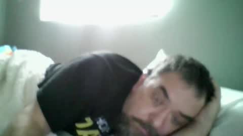 Snapshot of jeffoh28m chatting on October 12, 6:51 pm jeffoh28m online show from October 12, 6:51 pm