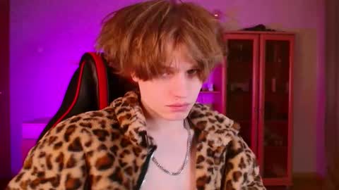 Jeffrey online show from November 20, 2:06 pm