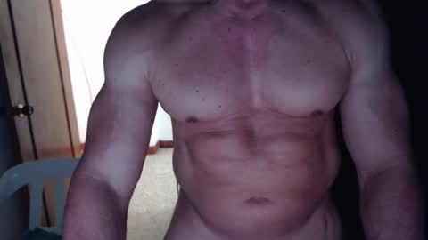 Snapshot of jefmuscletw chatting on February 20, 5:40 pm brayam online show from February 20, 5:40 pm