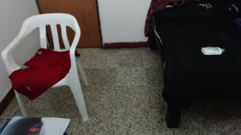 Snapshot of jefmuscletw chatting on March 4, 2:38 am brayam online show from March 4, 2:38 am