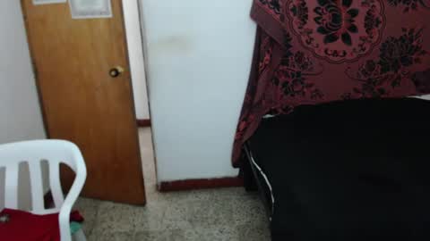 Snapshot of jefmuscletw chatting on March 4, 3:15 pm brayam online show from March 4, 3:15 pm