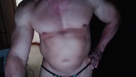 Snapshot of jefmuscletw chatting on March 6, 3:35 pm brayam online show from March 6, 3:35 pm