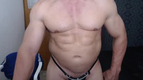 Snapshot of jefmuscletw chatting on September 22, 2:19 pm brayam online show from September 22, 2:19 pm