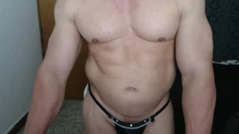 Snapshot of jefmuscletw chatting on October 2, 3:08 pm brayam online show from October 2, 3:08 pm