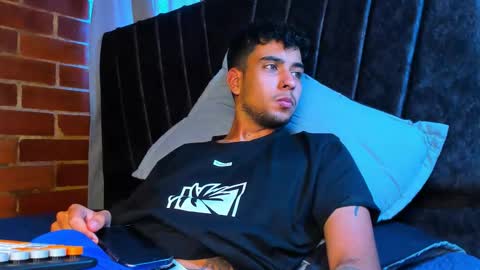 jei online show from January 10, 2:08 pm