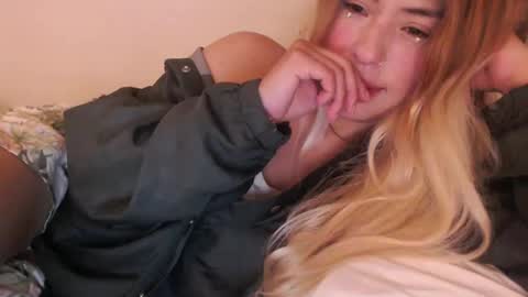 Snapshot of jei_sexysweet chatting on January 30, 3:00 am jei online show from January 30, 3:00 am