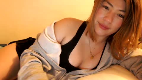 Snapshot of jei_sexysweet chatting on July 2, 3:23 am jei online show from July 2, 3:23 am