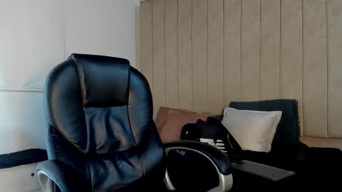 jeicob gagnon online show from October 10, 8:02 am