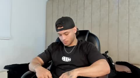 jeicob gagnon online show from October 18, 5:54 am