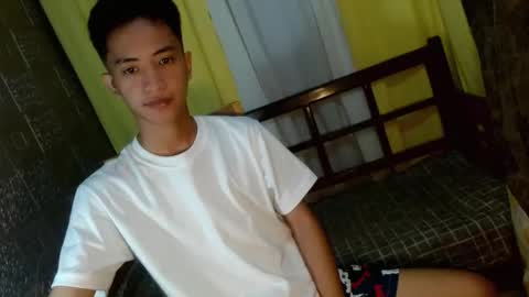 Snapshot of jel_oncamxx chatting on December 4, 12:14 pm JELicious online show from December 4, 12:14 pm