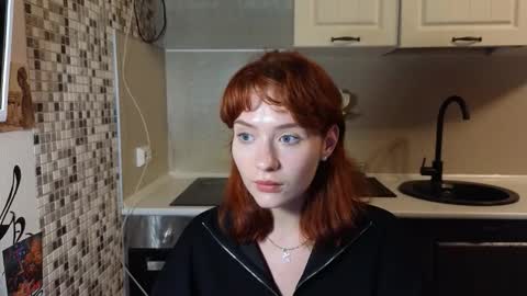 Emily online show from September 18, 9:50 pm