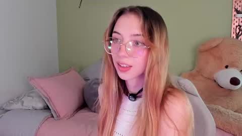 Jelly  online show from July 8, 1:54 am