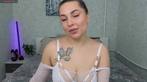 Snapshot of jemalia chatting on February 11, 12:27 pm Alice online show from February 11, 12:27 pm