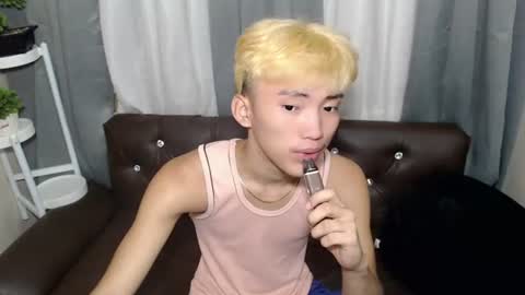 jemart_urnaughtboy online show from June 13, 3:04 am