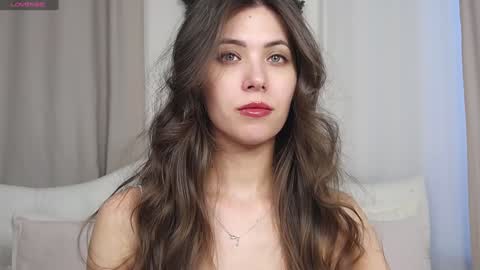 Jena  dont forget to thumbs up your rating is so important to me  online show from December 17, 7:18 am