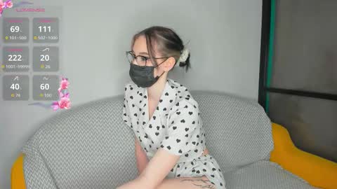 Snapshot of jenayorteg chatting on February 17, 11:33 pm Molly online show from February 17, 11:33 pm