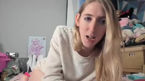 JenbyDoll online show from January 7, 9:14 pm