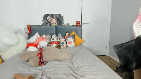 Dolly online show from February 21, 1:22 pm