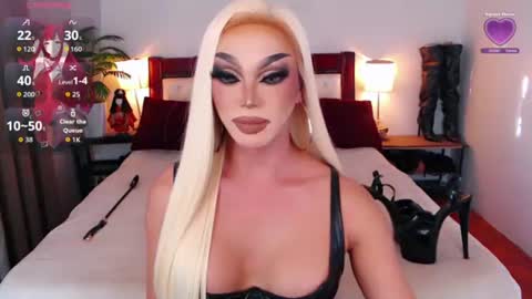 Queen Jenifer online show from June 19, 11:08 pm