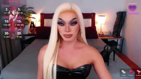Queen Jenifer online show from July 5, 1:01 am