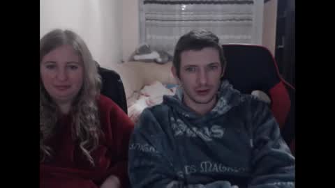 Snapshot of jenisandpeter chatting on February 12, 5:58 pm JenisAndPeter online show from February 12, 5:58 pm