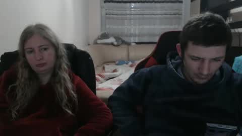 Snapshot of jenisandpeter chatting on February 15, 6:12 pm JenisAndPeter online show from February 15, 6:12 pm