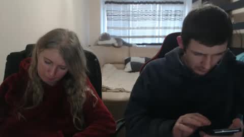 Snapshot of jenisandpeter chatting on February 17, 2:59 pm JenisAndPeter online show from February 17, 2:59 pm