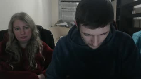 Snapshot of jenisandpeter chatting on February 17, 6:04 pm JenisAndPeter online show from February 17, 6:04 pm