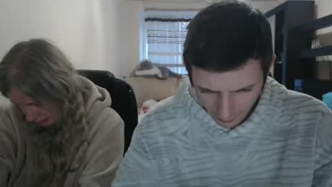 Snapshot of jenisandpeter chatting on February 22, 3:14 pm JenisAndPeter online show from February 22, 3:14 pm