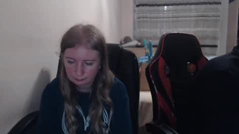 JenisAndPeter online show from December 3, 7:23 pm