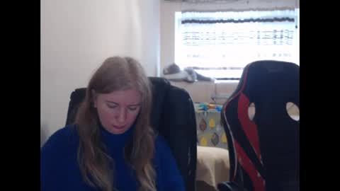 JenisAndPeter online show from February 25, 8:24 am