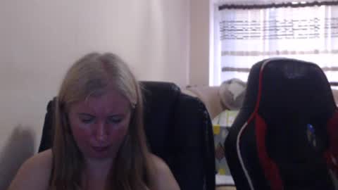 JenisAndPeter online show from June 16, 5:37 pm