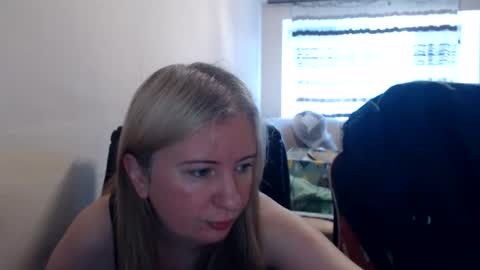 JenisAndPeter online show from June 18, 6:02 am