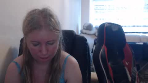 JenisAndPeter online show from June 22, 4:53 am