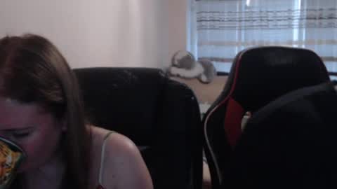 JenisAndPeter online show from July 4, 5:52 pm