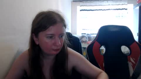JenisAndPeter online show from July 20, 10:50 am