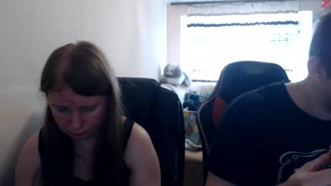 JenisAndPeter online show from July 23, 6:00 am