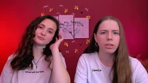 Snapshot of jenna_elayne chatting on January 7, 9:45 am jenna_elayne online show from January 7, 9:45 am